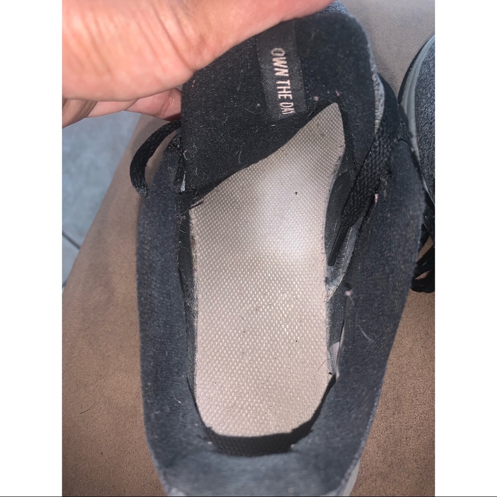 Well Used Women’s Nike’s Size 7 - Picture 7 of 11